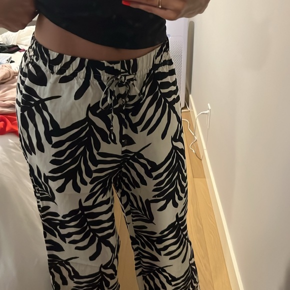 H&M beach pants - Picture 2 of 2